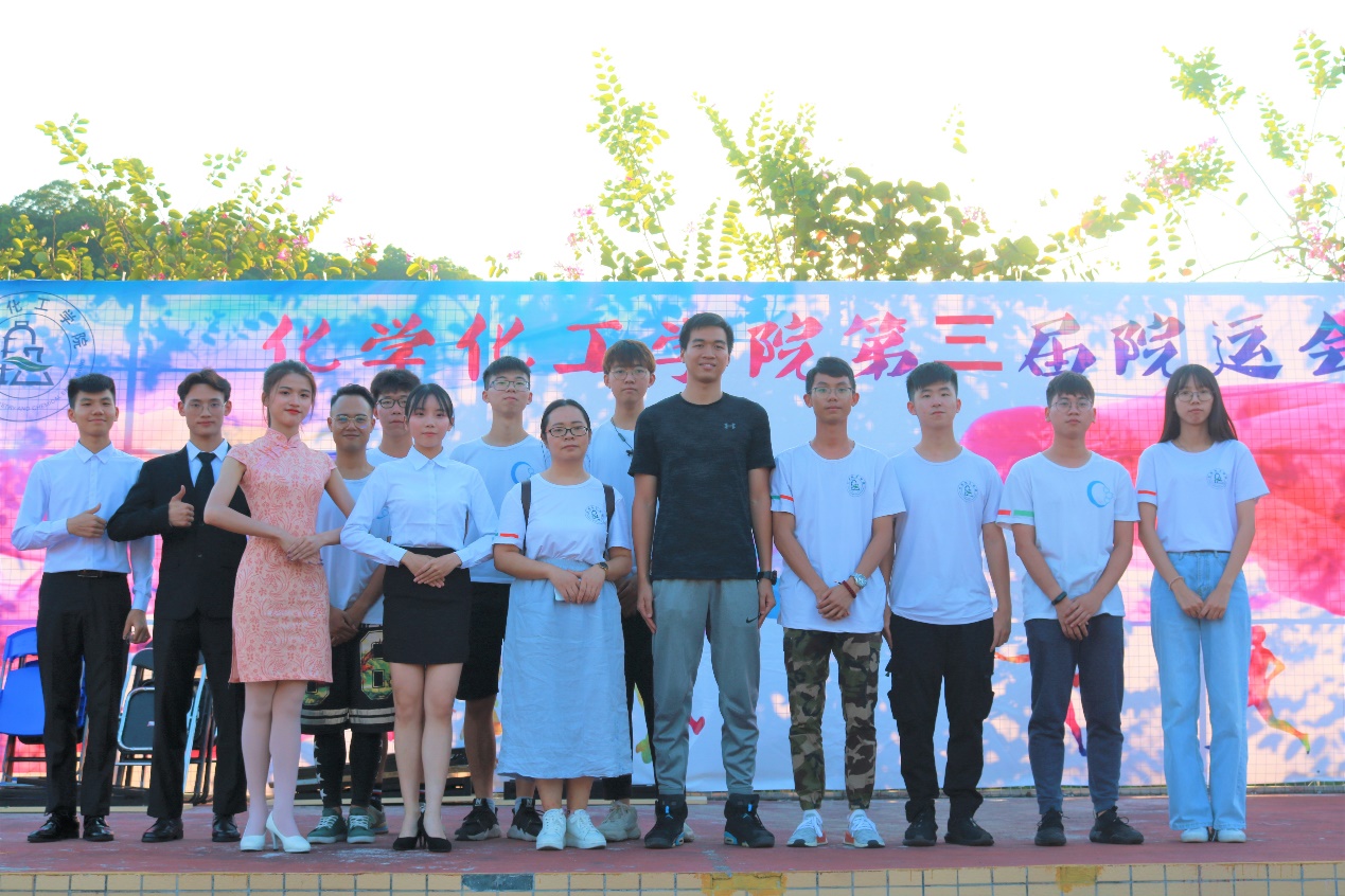 青春飞扬 魅力四射——新浦京8883官网登录页面第三届院运会顺利举行