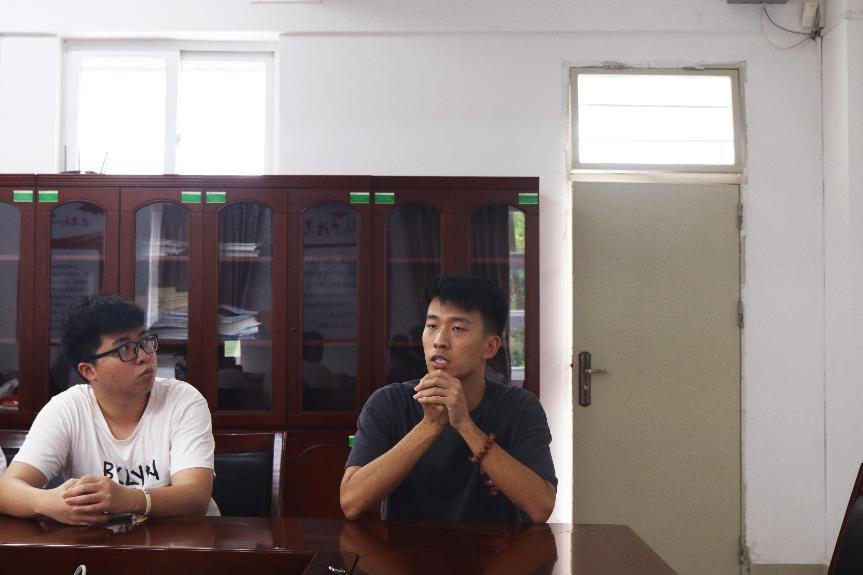 学院开展考公经验分享会