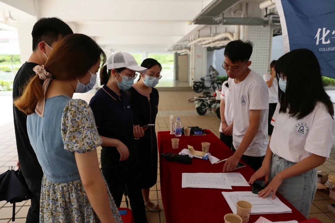 以心迎新 以心动心——新浦京8883官网登录页面插班生报到迎新活动顺利举行